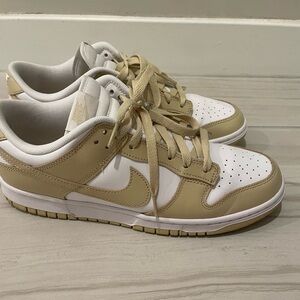 Nike dunks great condition size 10 men